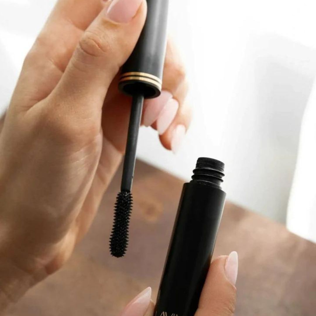 Guide - Så applicerar du lätt och naturlig sommarmakeup