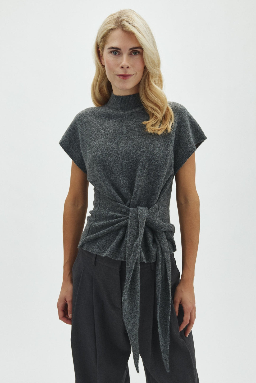 Mbym - Sulana-M 64641778 - 22a - Shadow Grey