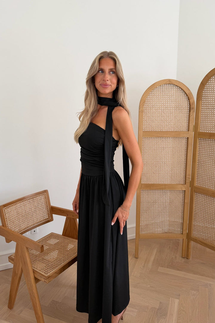 Byic - Astridic Long Dress A25125 - Black Kjoler 