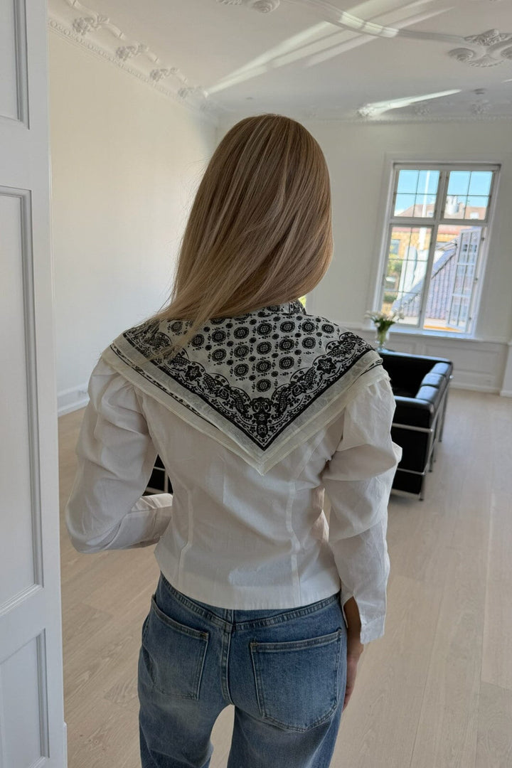 BYIC - Callyic Scarf S2601 - Black White Paisley