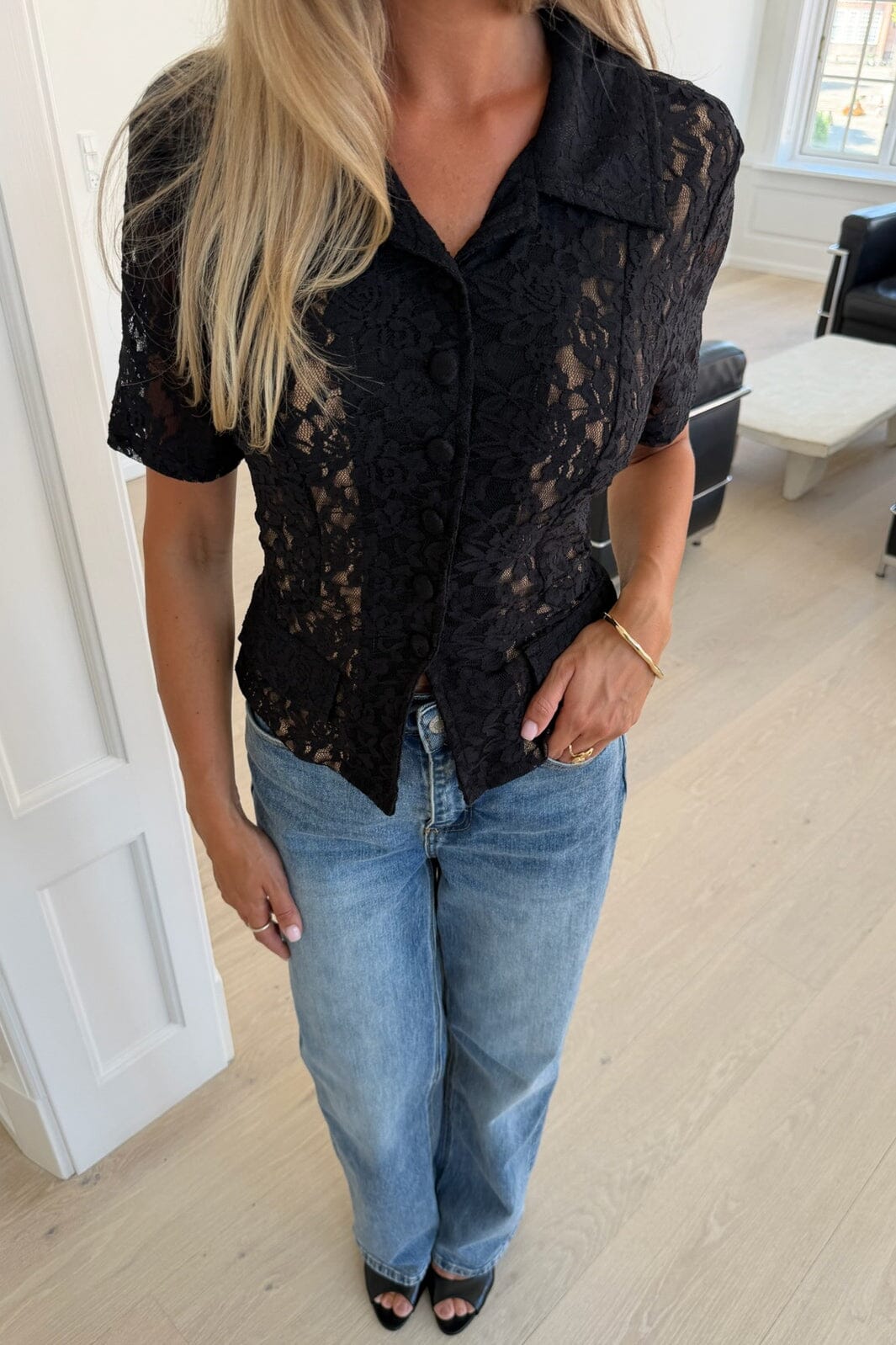 BYIC - Milaic Top A25428 - Black Lace