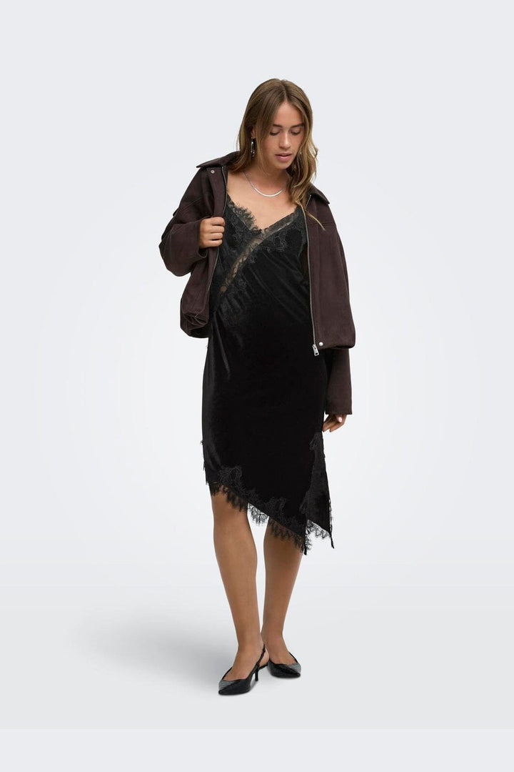 JDY - Jdyvalerie S/L Velvet Lace Dress - 5121628 Black