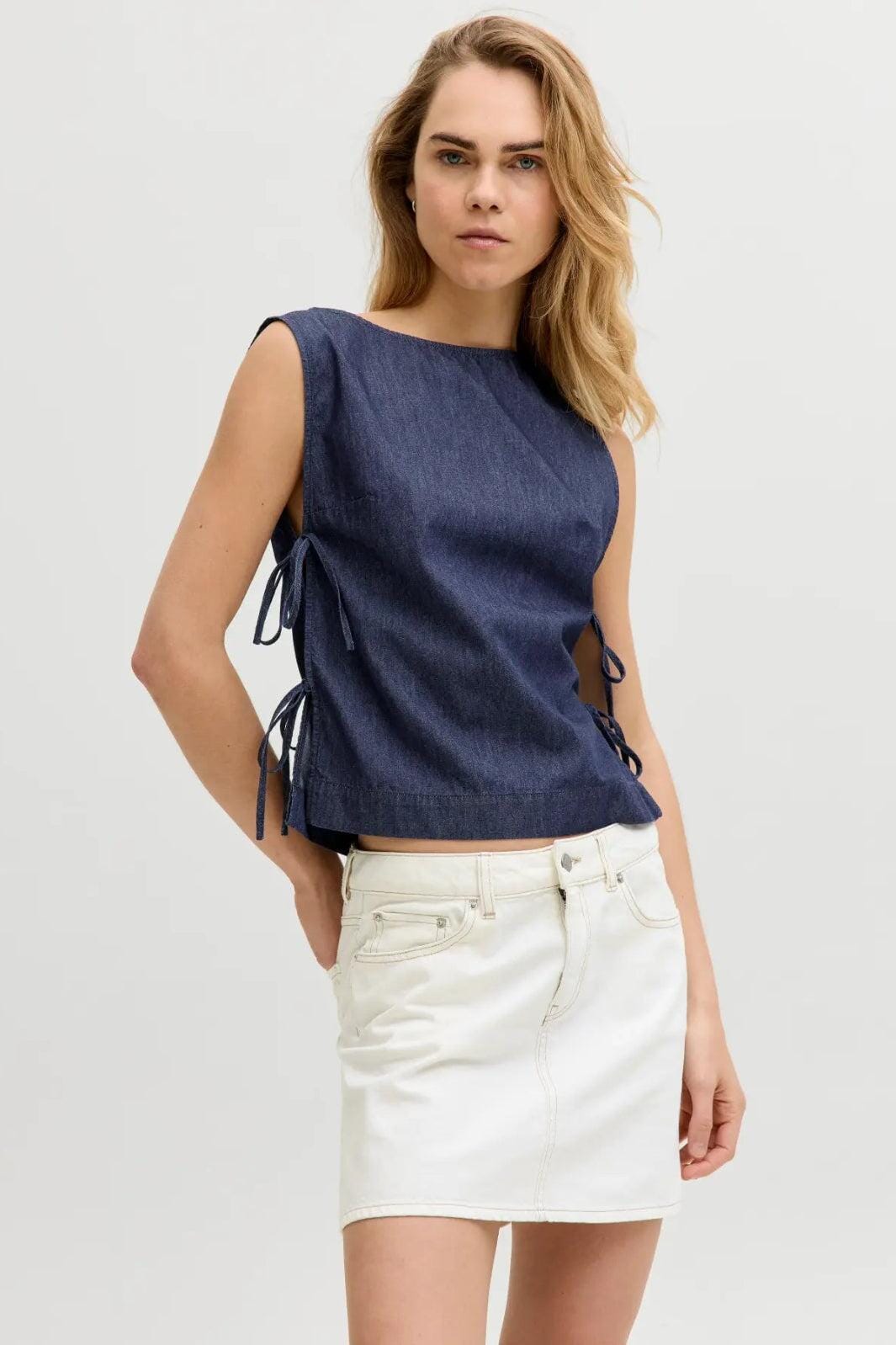 Jjxx - Jxdebby Chambrey Sl Top - 4954873 Dark Blue Denim Toppe 
