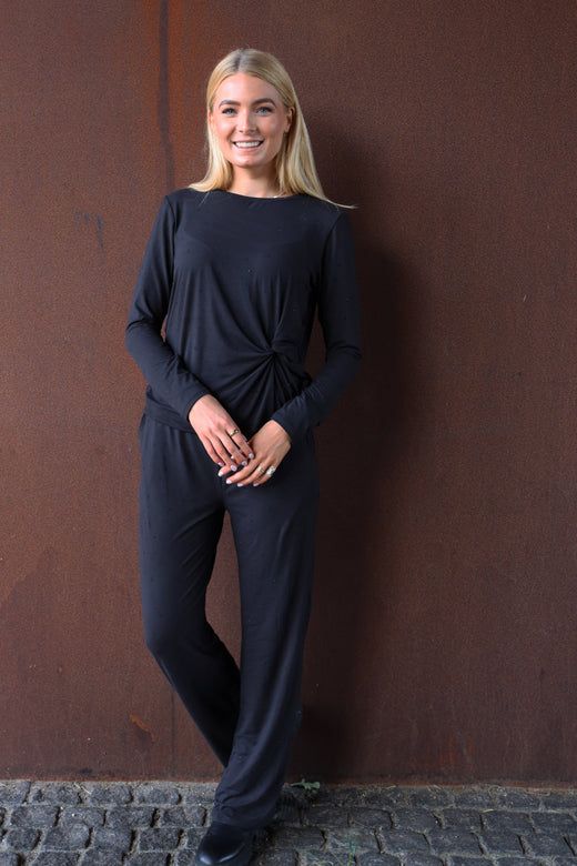 Liberte - Alma-Ls-Twist-Tshirt 22148 - Black Black Simili T-shirts 