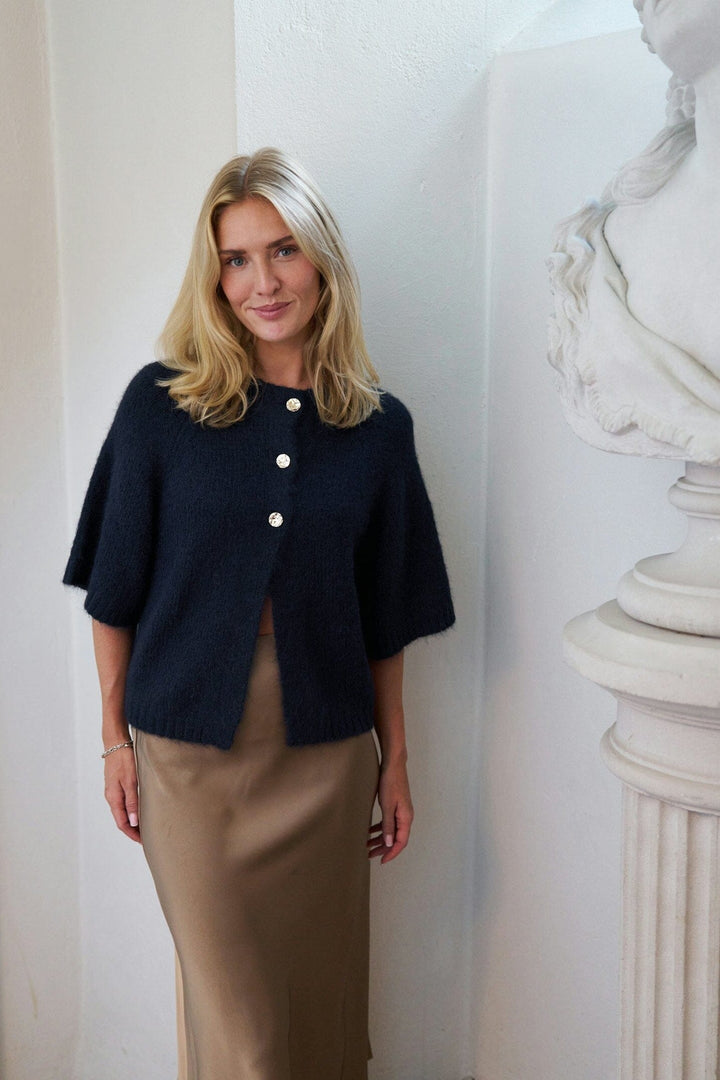 Neo Noir - Benuta Fluffy Knit Cardigan 165816 - 141 - Navy Cardigans 