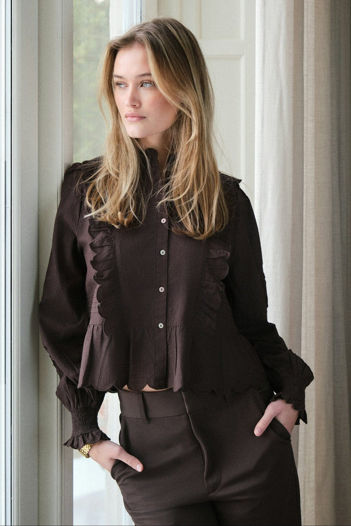 Neo Noir - Petrine Embroidery Blouse 161136 - 676 - Dark Brown Skjorter 